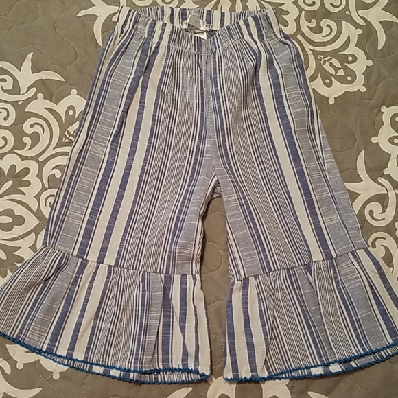 Two piece 3T outfit. Pants and shirt - Picture 2 of 5